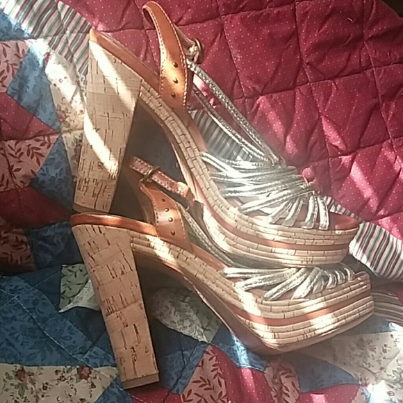 🌼FRYE🌼Silver 5" Platform Stiletto Heel US Size 8 - Picture 4 of 8